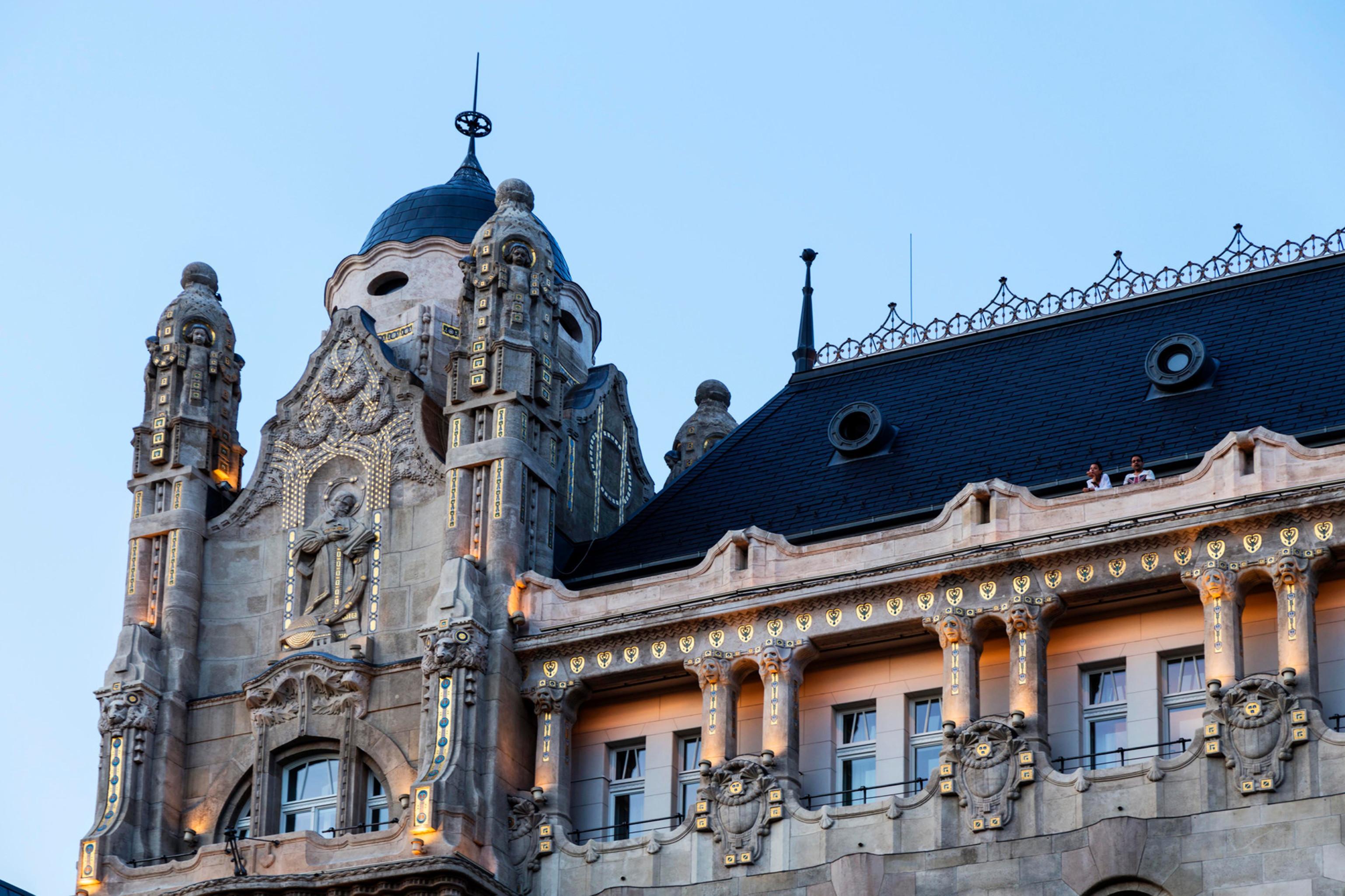 Four Seasons Hotel Gresham Palace Budapest Exterior foto